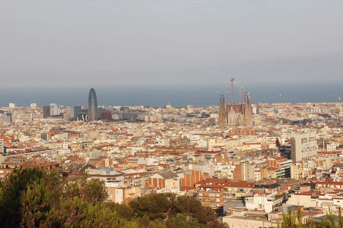 barcelona parkguell aussicht 1 - Gaudi in Barcelona - Architektur zum Verlieben