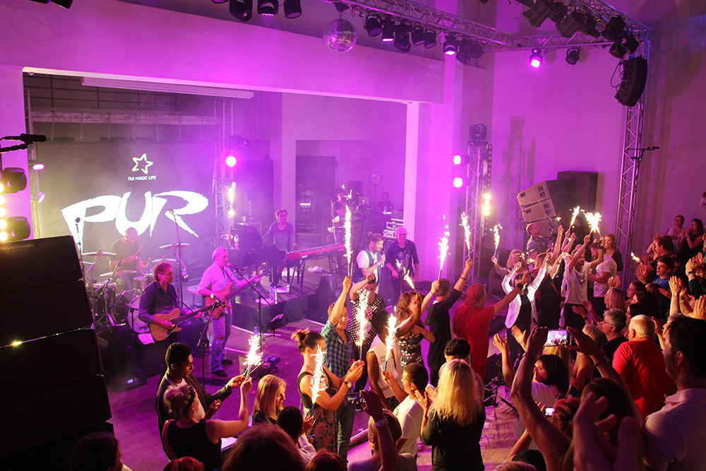 starsonstage pur tui magic life plimmiri rhodes