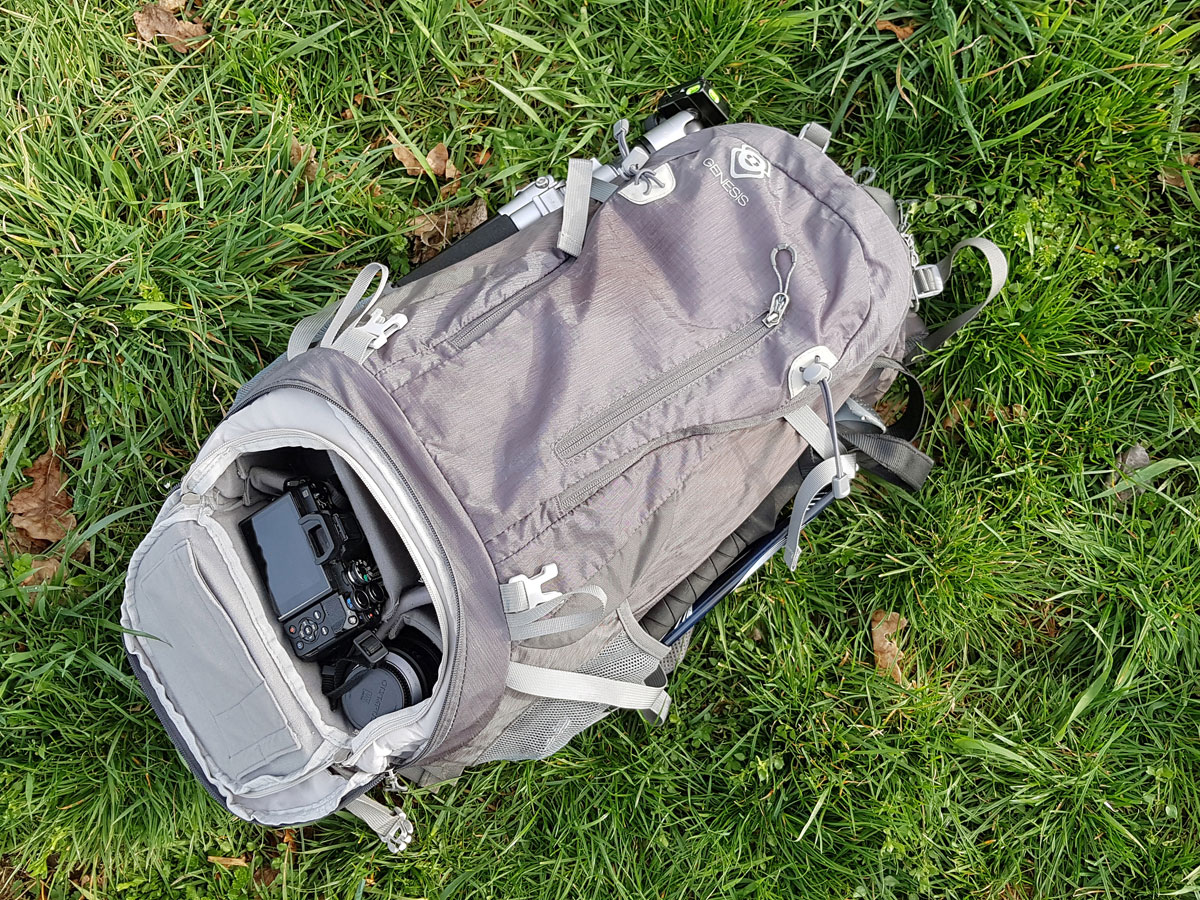 Hiking backpack for camera