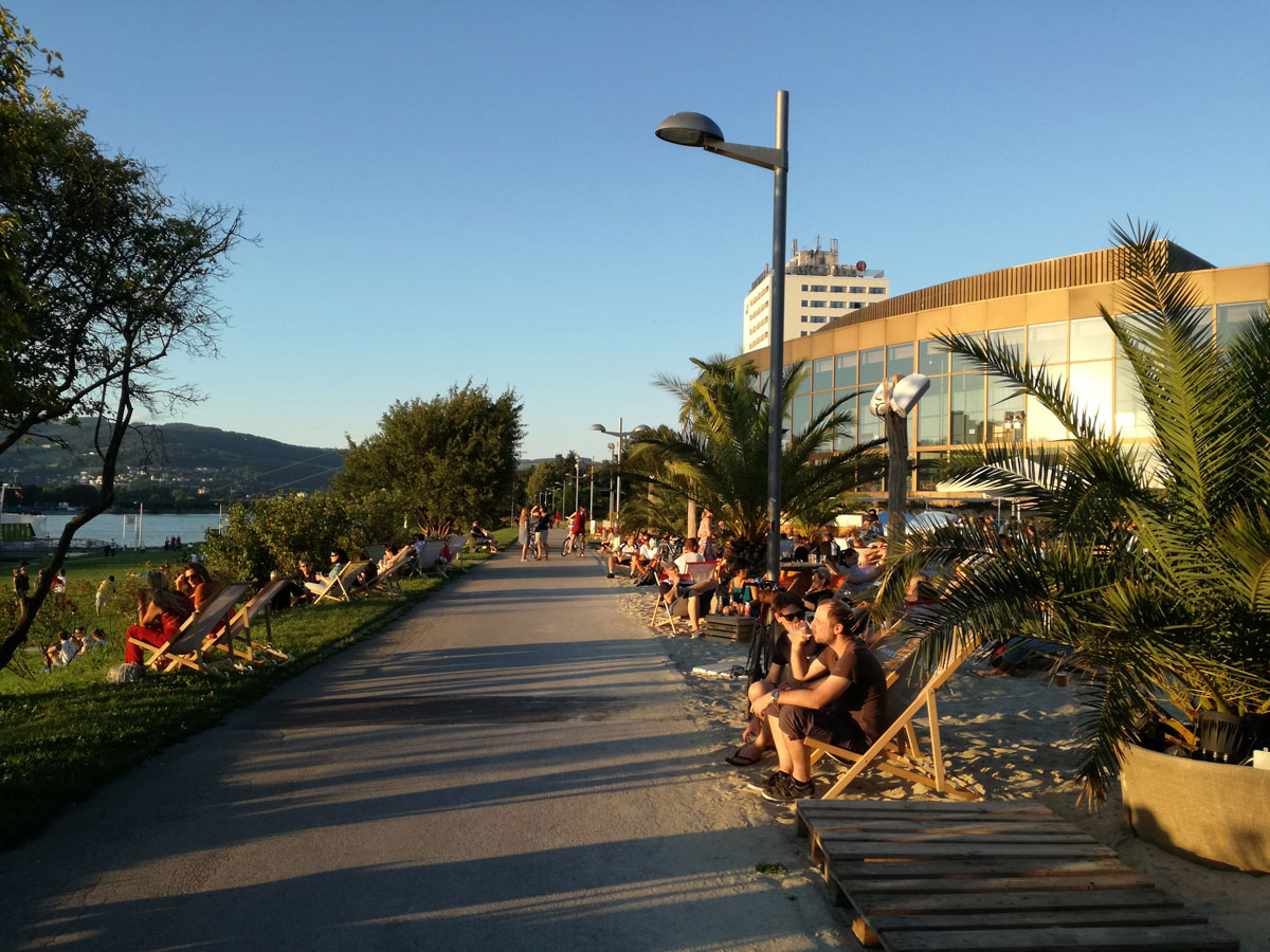 sandburg-linz-(1) sandburg-linz-(1)