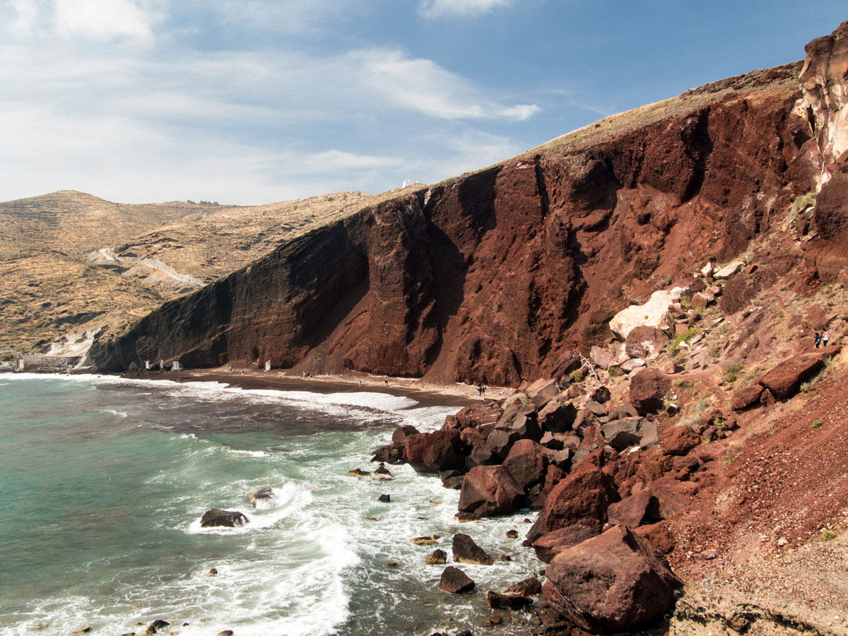 santorin-redbeach