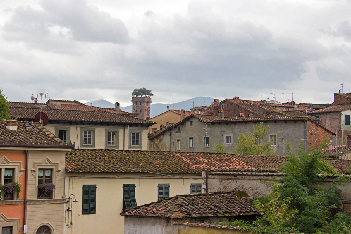 Den Norden Italiens mit dem Auto entdecken – Roadtrip Venedig, Florenz, Lucca, Cinque Terre und Mailand lucca 4 - Den Norden Italiens mit dem Auto entdecken – Roadtrip Venedig, Florenz, Lucca, Cinque Terre und Mailand