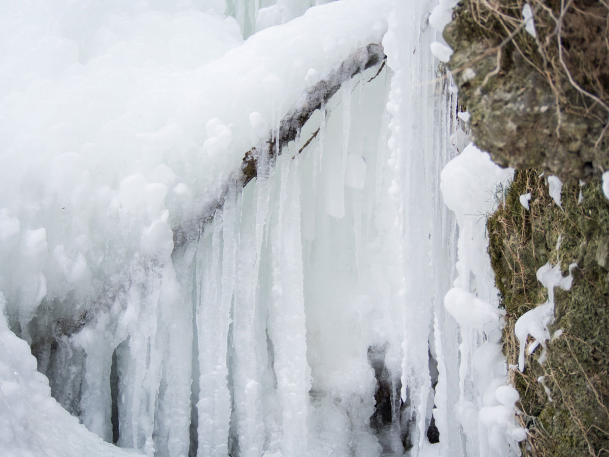 fallerbucht wasserfall 8 - Der Fallerbucht Wasserfall in Oberösterreich im Winter - eine bizarre Eiswelt