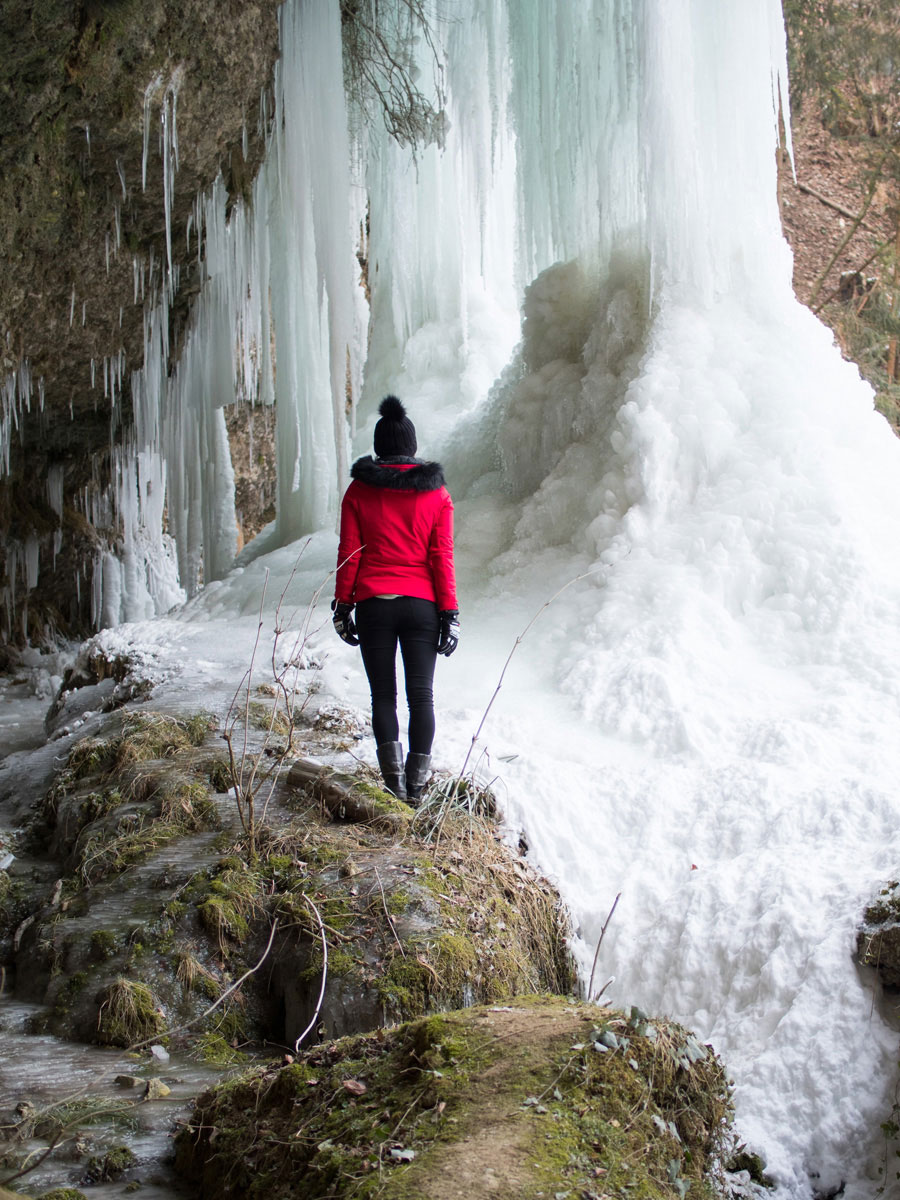 Gefrorener Wasserfall Fallerbucht Oberösterreich Winter