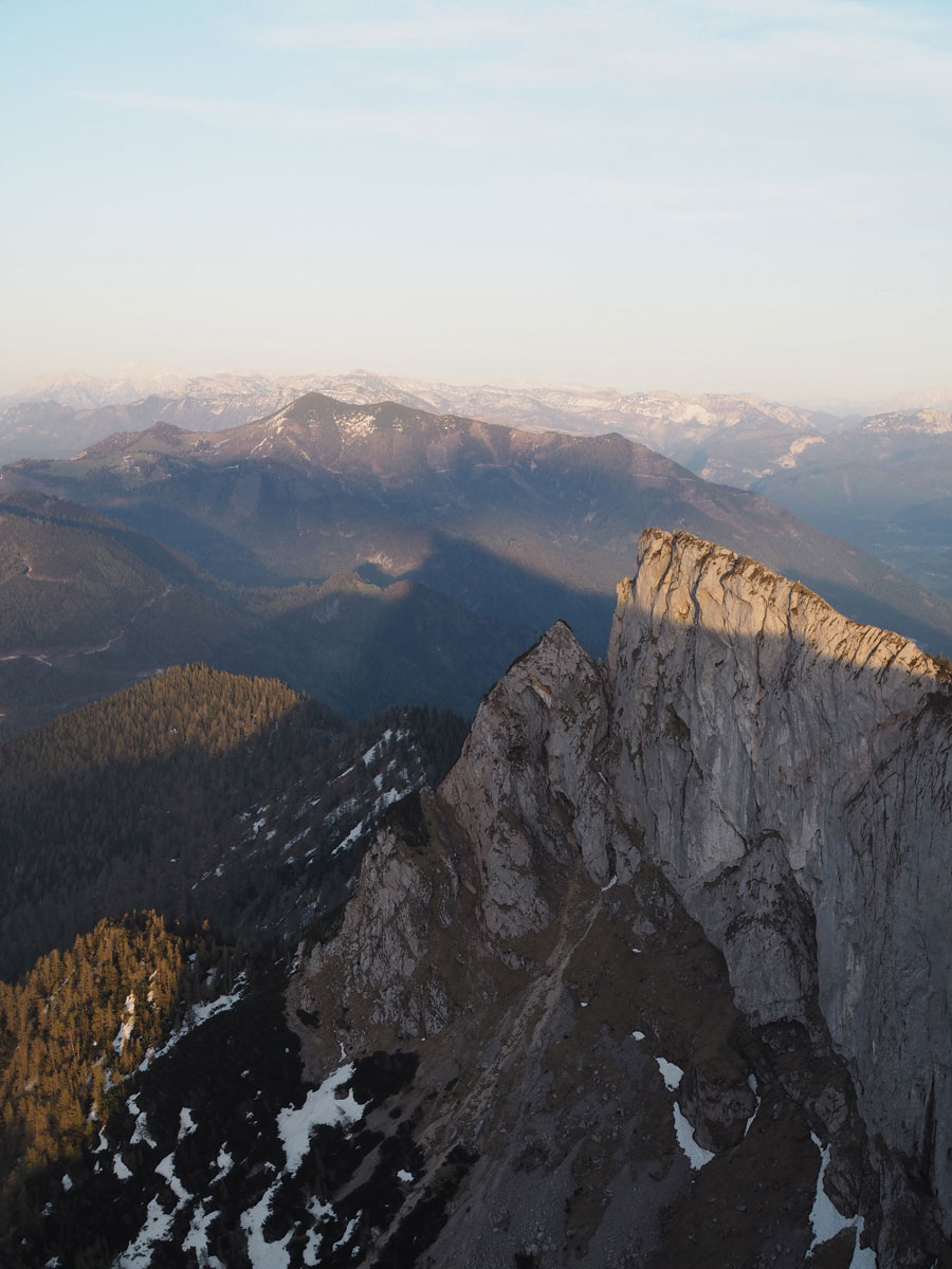 Ausblick vom Schafberg Gipfel im Salzkammergut