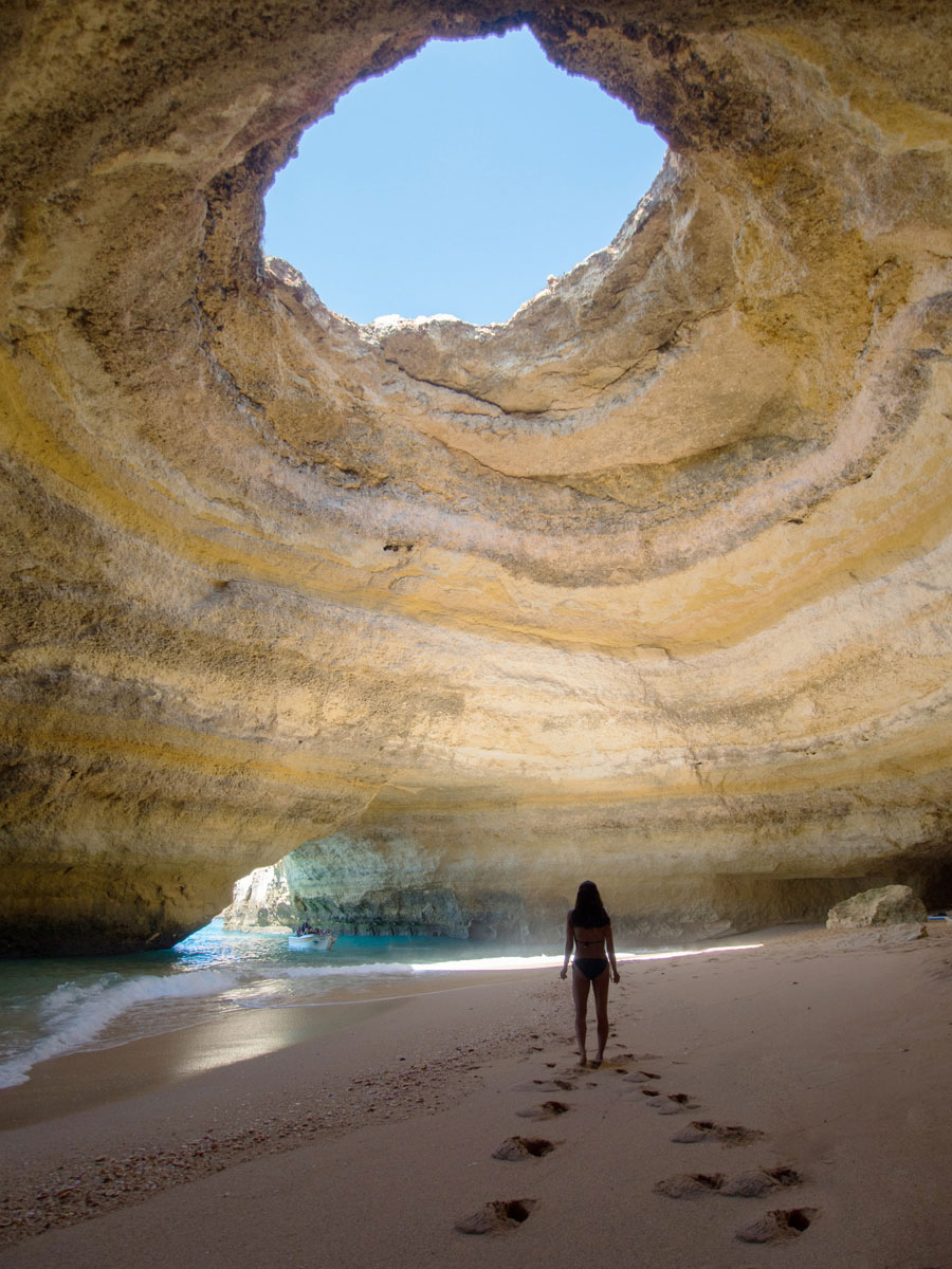 benagil hoehle portugal erkunden 7 - Die Benagil Höhle an der Algarve entdecken