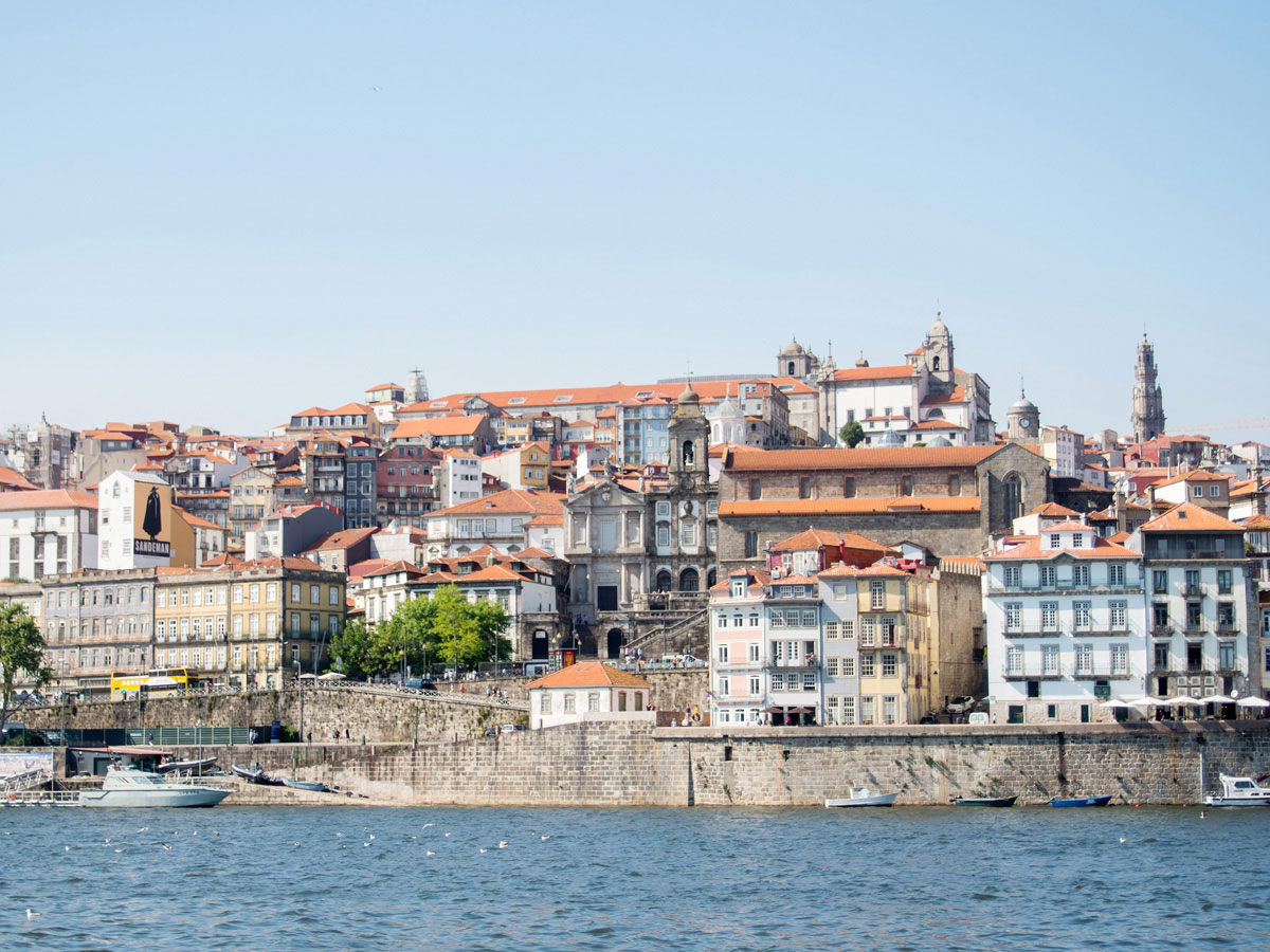 porto aussicht flussufer - Ein Tag in der Stadt Porto in Portugal