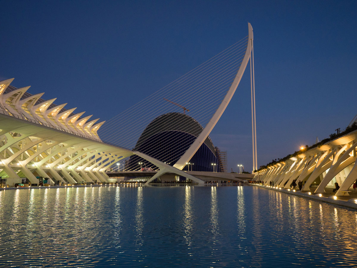 ciutat de les arts ciences valencia sonnenuntergang 9 - Valencia erkunden - Reiseplanung, Highlights, Ausflugstipps