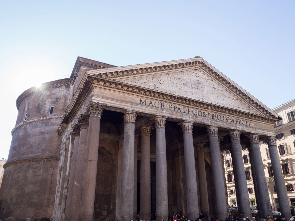 rom pantheon 2 - Spaziergang durch Rom - Zu Fuß in Rom unterwegs - Sehenswertes und Reisetipps