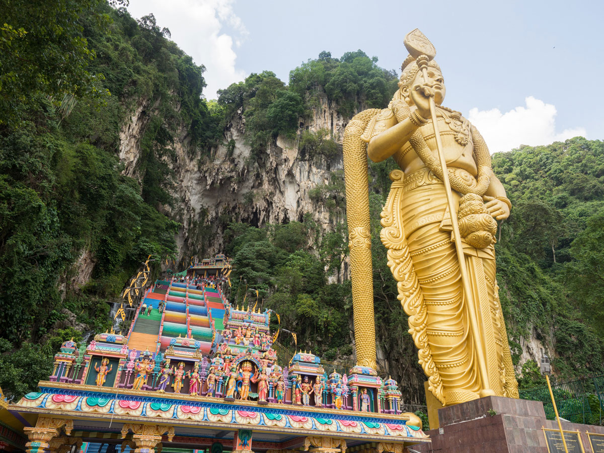 kuala lumpur malaysien batu caves 5 - Highlights für einen Stopover in Kuala Lumpur – Was ihr in 24 Stunden unbedingt sehen müsst