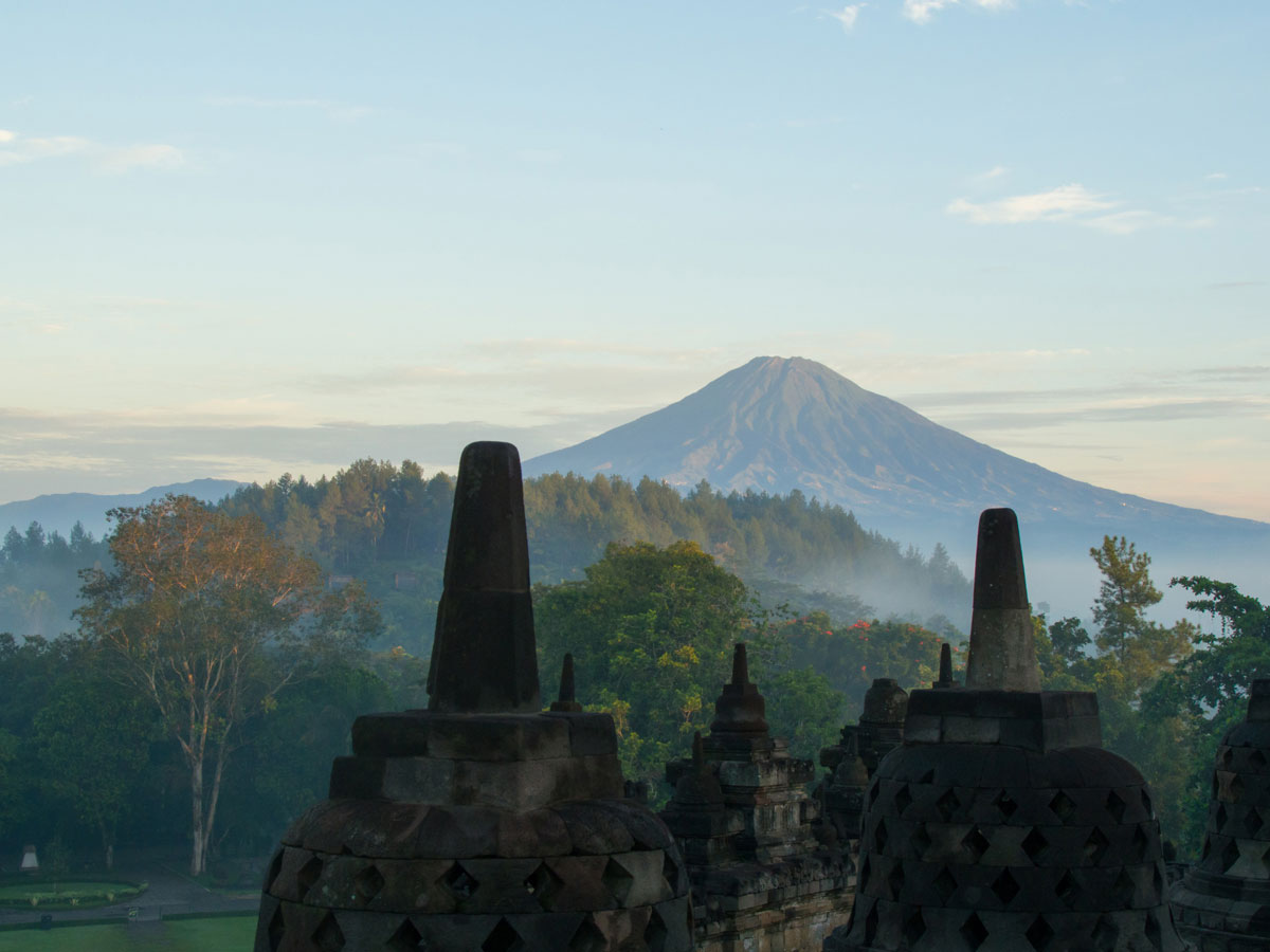 borobudur tempel java indonesien sonnenaufgang 10 - Borobodur Tempel in Java (Indonesien) zu Sonnenaufgang