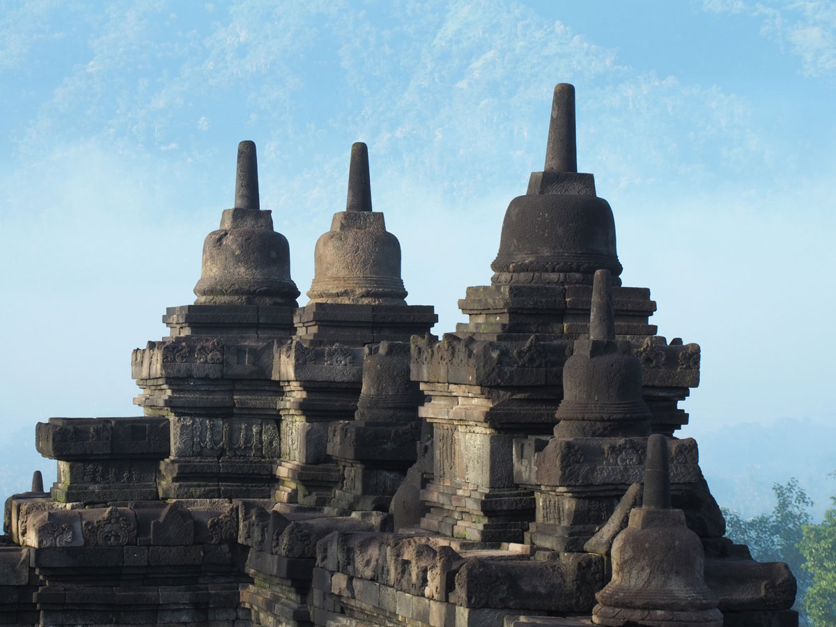 borobudur tempel java indonesien sonnenaufgang 18 - Borobodur Tempel in Java (Indonesien) zu Sonnenaufgang