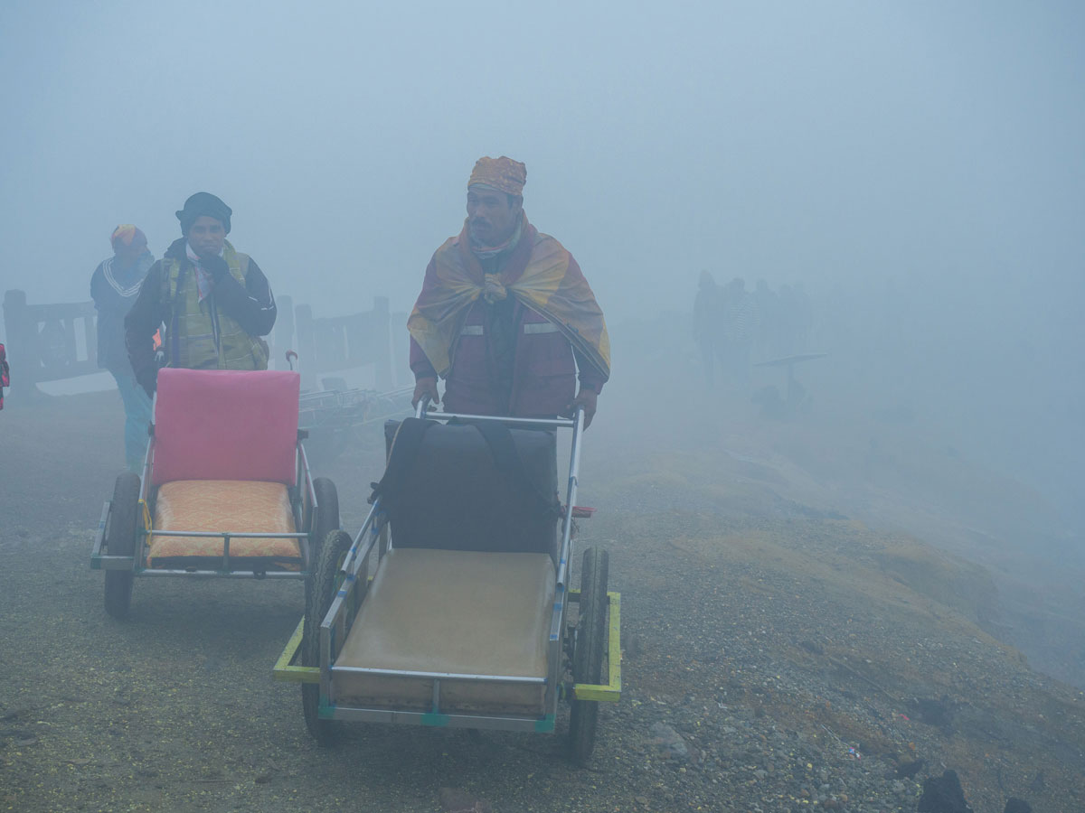 ijen java indonesien 17 - Blaue Feuer und Sonnenaufgang beim Mt. Ijen auf Java, Indonesien