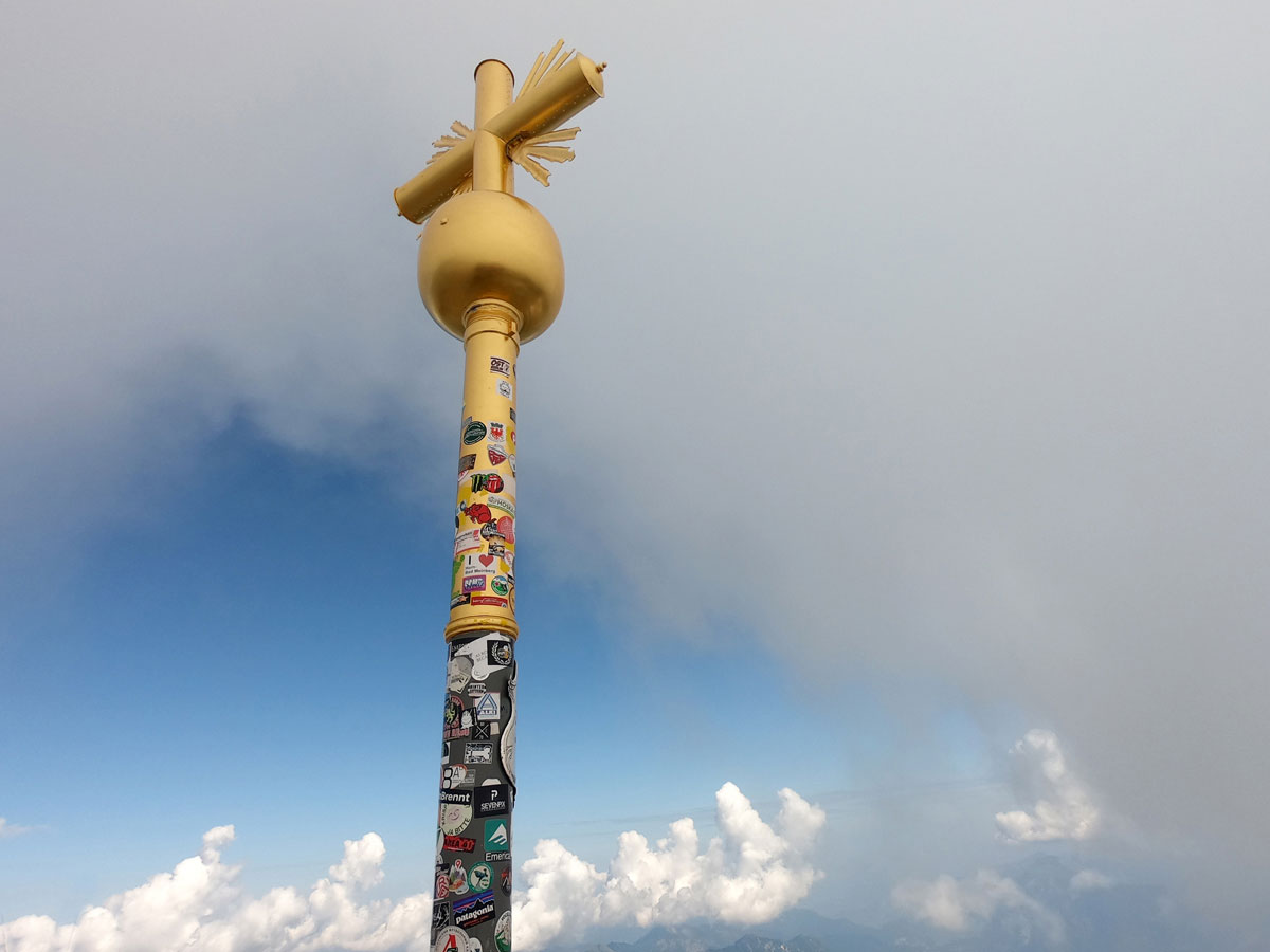 zugspitze ueber reintalangerhuette 2 - Rund um die Zugspitze - Ausflugstipps für Bayern & Tirol