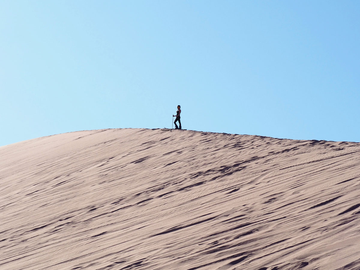 atacama sandsurfen sandskiing 2 - Als Selbstfahrer in der Atacama Wüste in Chile unterwegs