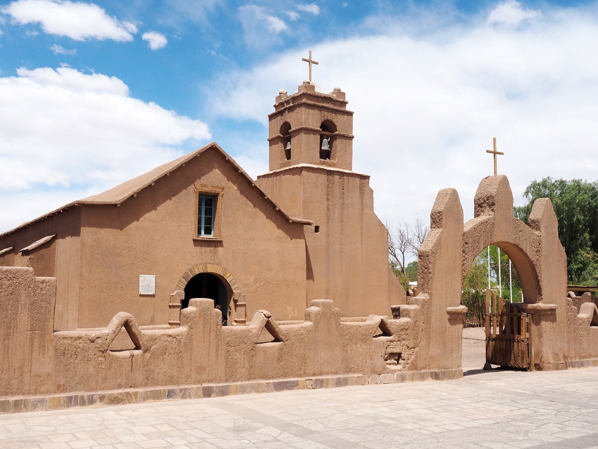 san pedro atacama chile kirche - Als Selbstfahrer in der Atacama Wüste in Chile unterwegs