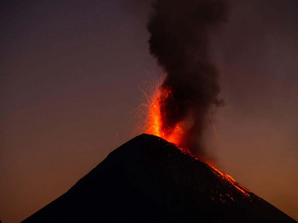 Guatemala Acatenango Wanderung Fuego ” Guatemala Acatenango Wanderung Fuego ”