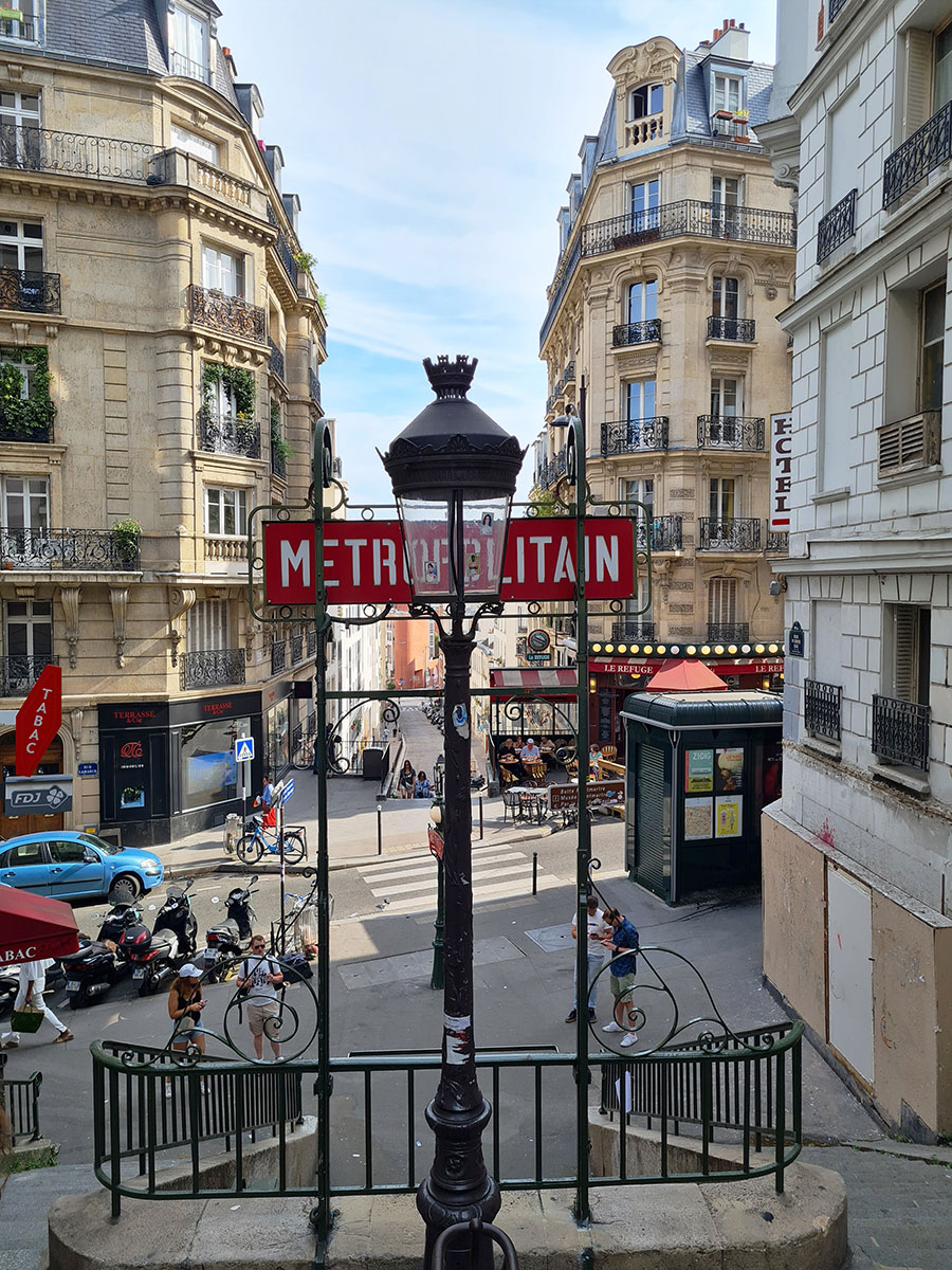 Paris Montmartre Metropolitan Station