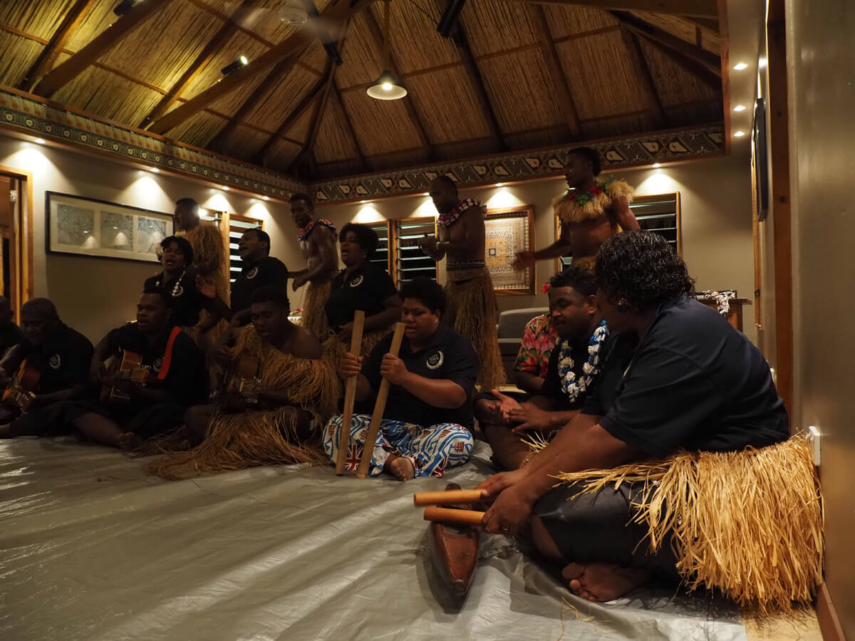 Kava Zeremonie Fiji (”) Kava Zeremonie Fiji (”)