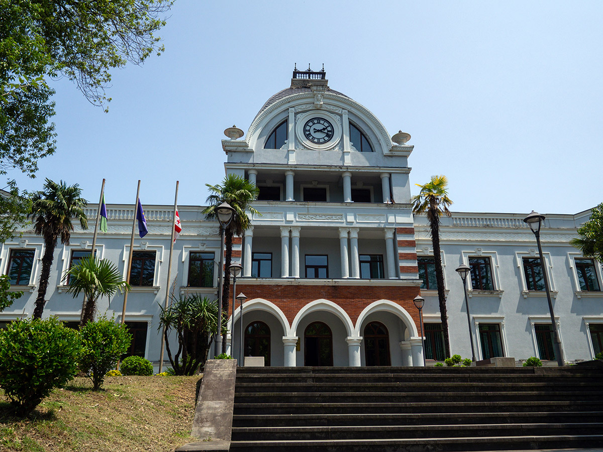 Reiseguide Zqaltubo – Der schöne Lost Place von Georgien zqaltubo georgien 4 - Reiseguide Zqaltubo – Der schöne Lost Place von Georgien