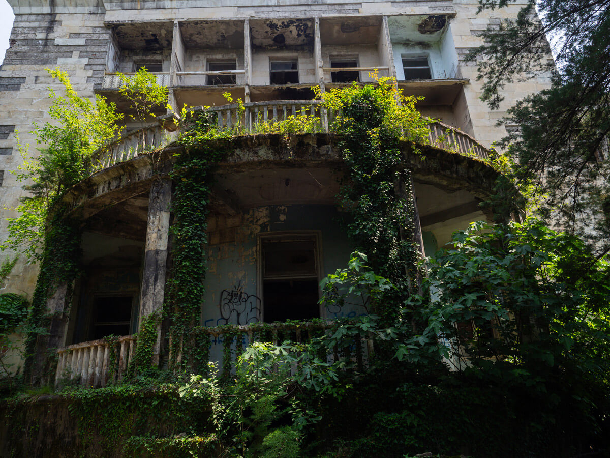 Reiseguide Zqaltubo – Der schöne Lost Place von Georgien zqaltubo georgien reisetipps 10 - Reiseguide Zqaltubo – Der schöne Lost Place von Georgien