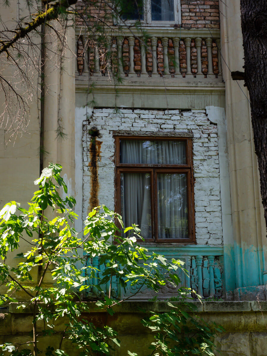 Reiseguide Zqaltubo – Der schöne Lost Place von Georgien zqaltubo georgien reisetipps 20 - Reiseguide Zqaltubo – Der schöne Lost Place von Georgien